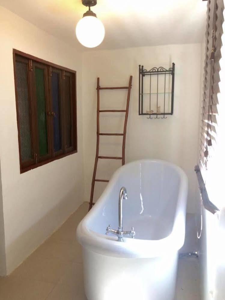 Riad Hua Hin Ngoại thất bức ảnh